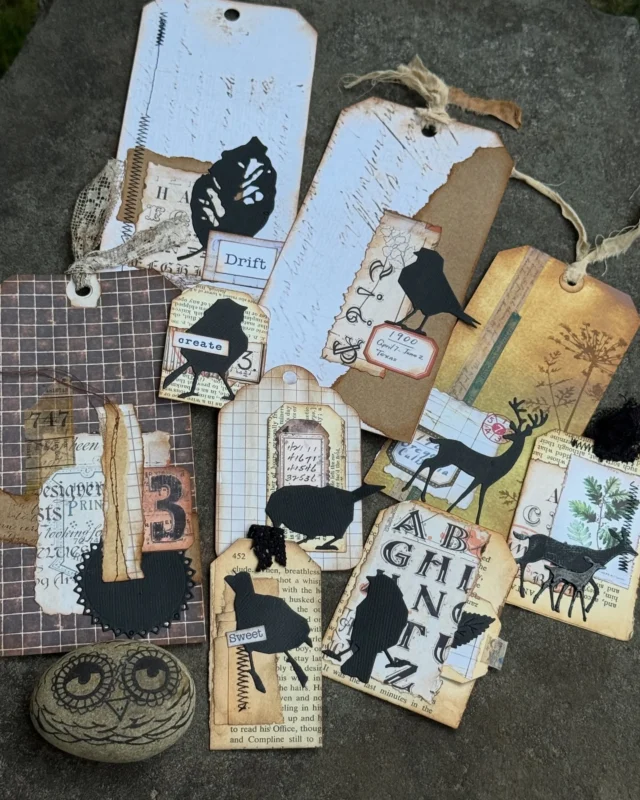 Happy Saturday my friends! ☀️
Sharing a little grungy tag love today—these were made with layered background papers, Tim Holtz die cuts, stitched scraps, and are super easy to do. That perfect mix of rough edges and vintage soul 🖤

I hope this sparks a little crafty  inspiration as you head into the weekend—whether you’re knee-deep in scraps already or just dreaming up your next crafty creation.

Have a crafty weekend! ✂️🧵✨

#weekendcrafting #junkjournalcommunity #grungypaper #timholtzdies #paperlayers #junkjournaling #vintagevibes #stitchedpaper #handmadeephemera #craftyweekend #scrapbuster #papercraftersunite #junkjournalideas #tagmakingfun #saturdayinspiration